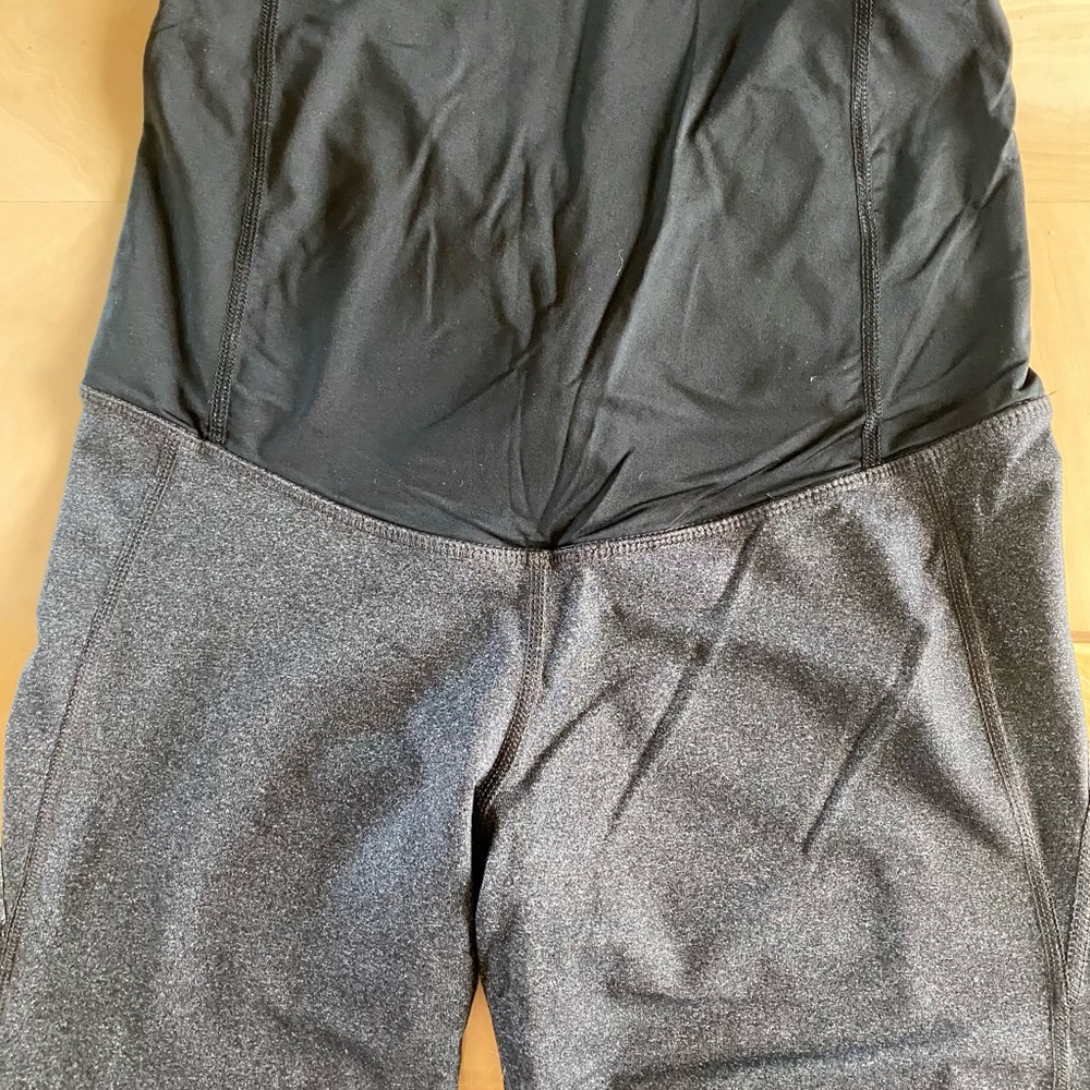 Maternity wear bottom capris
